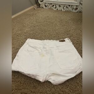 garage shorts,size 5,white
